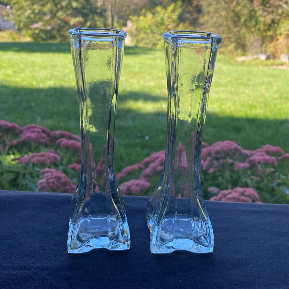 Vintage Profile Europa Bud Vase